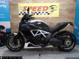 Ducati Diavel 1200 2015 motorcycle #2