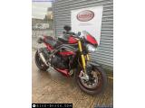 Triumph Speed Triple 1050 2018 motorcycle #2