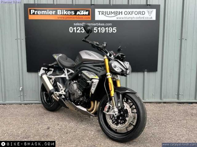 Triumph Speed Triple 1050 2021 motorcycle