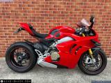 Ducati Panigale V4S 1100 2018 motorcycle #2