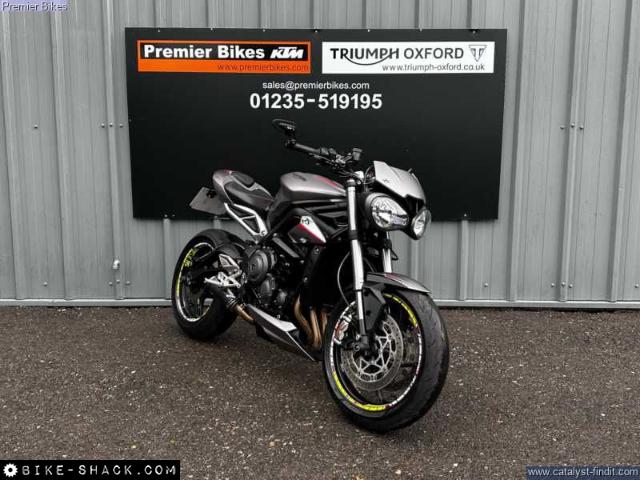 Triumph Street Triple 765 2018 motorcycle