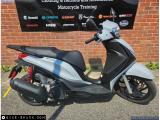 Piaggio Medley 125 2023 motorcycle #3