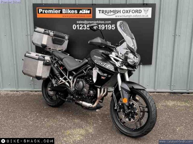 Triumph Tiger 800 2019 motorcycle