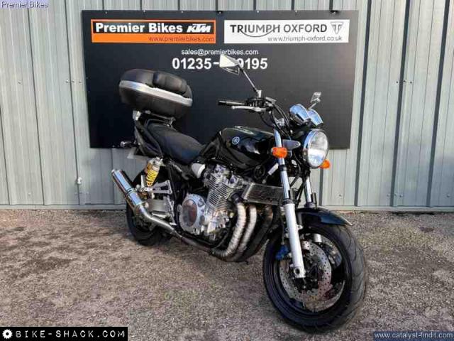 Yamaha XJR1300 2004 motorcycle