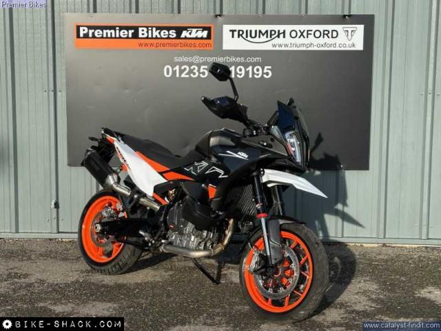 KTM SMT 890 2023 motorcycle