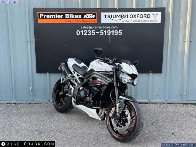 Triumph Speed Triple 1050 2019 motorcycle